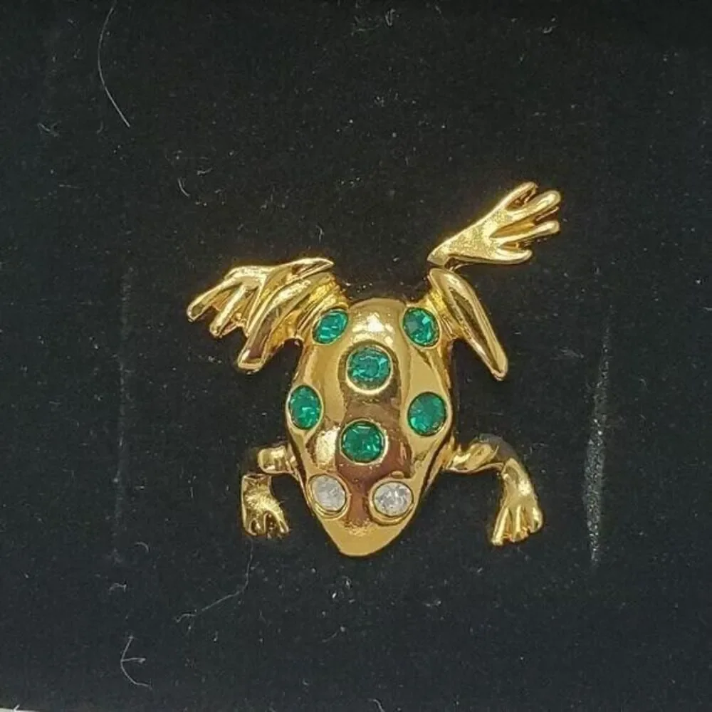 Avon gold tone frog brooch green rhinestones